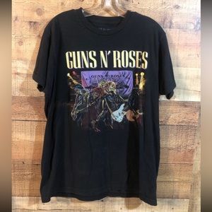 Guns n Roses band tour t-shirt